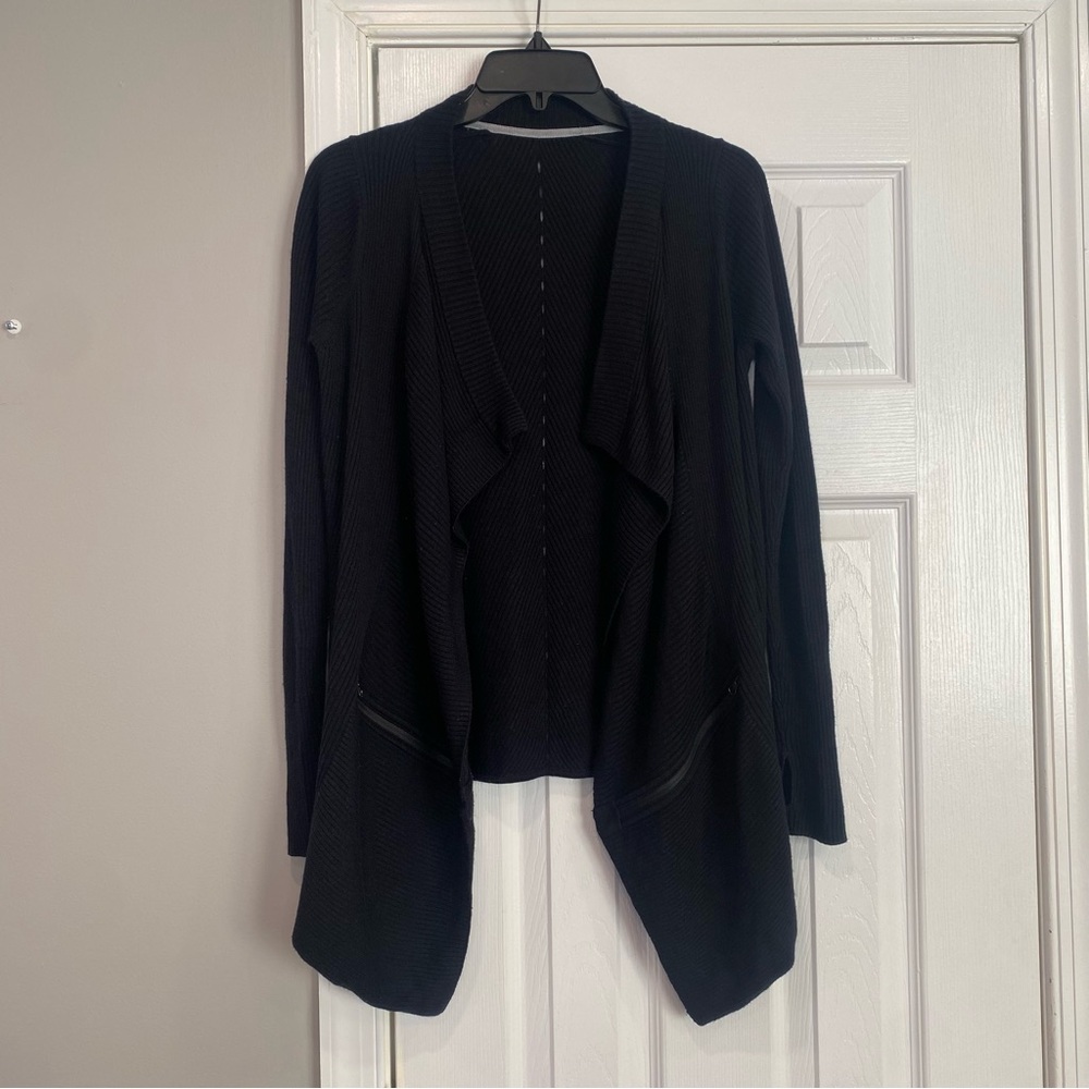 Lululemon Resolution Wrap Black Waterfall Sweater Size 6 *